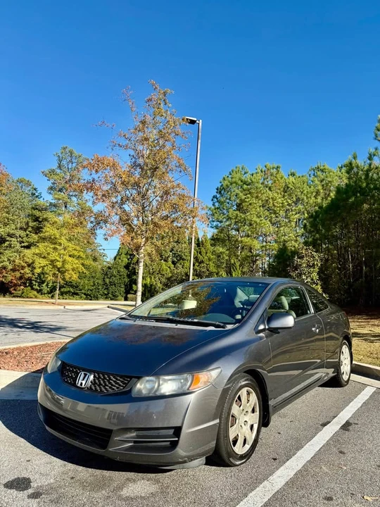 2009 Honda Civic 8th Gen - Image 2 of 12