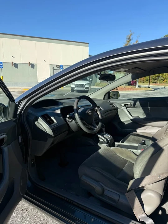 2009 Honda Civic 8th Gen - Image 6 of 12