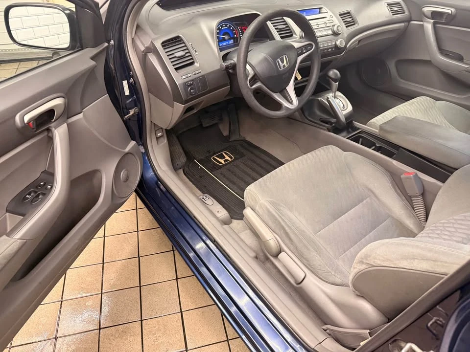 2009 Honda Civic 8th Gen - Image 8 of 20