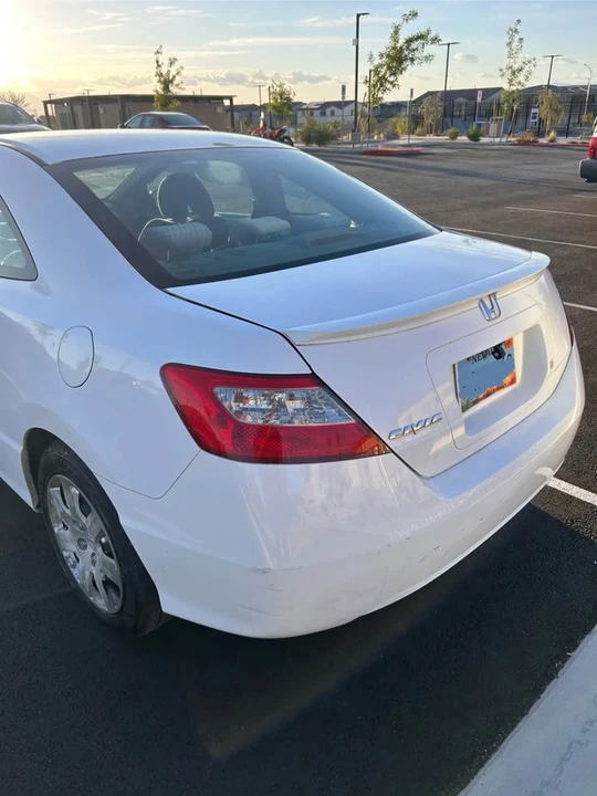 2009 Honda Civic 8th Gen - Image 3 of 12