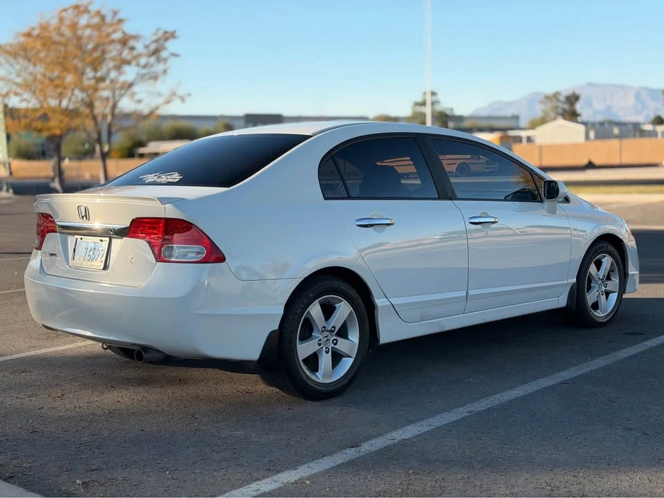 2009 Honda Civic 8th Gen - Image 7 of 11