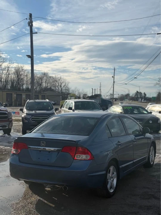 2009 Honda Civic 8th Gen - Image 5 of 12