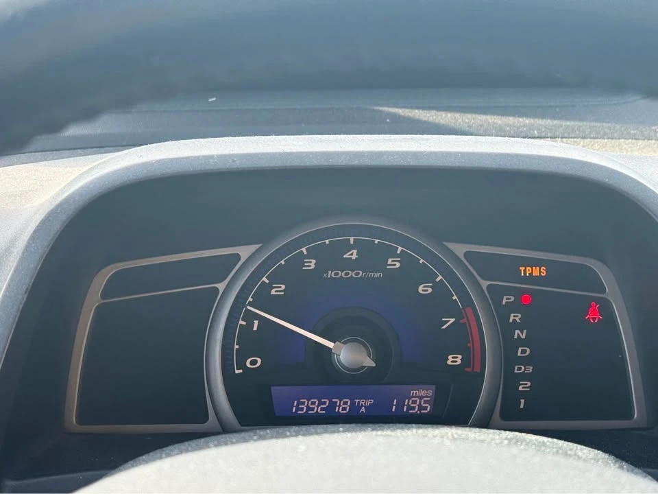 2009 Honda Civic 8th Gen - Image 12 of 12