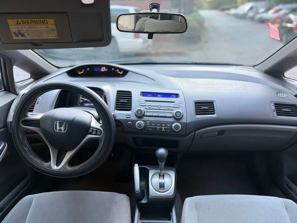 2009 Honda Civic 8th Gen - Image 9 of 15