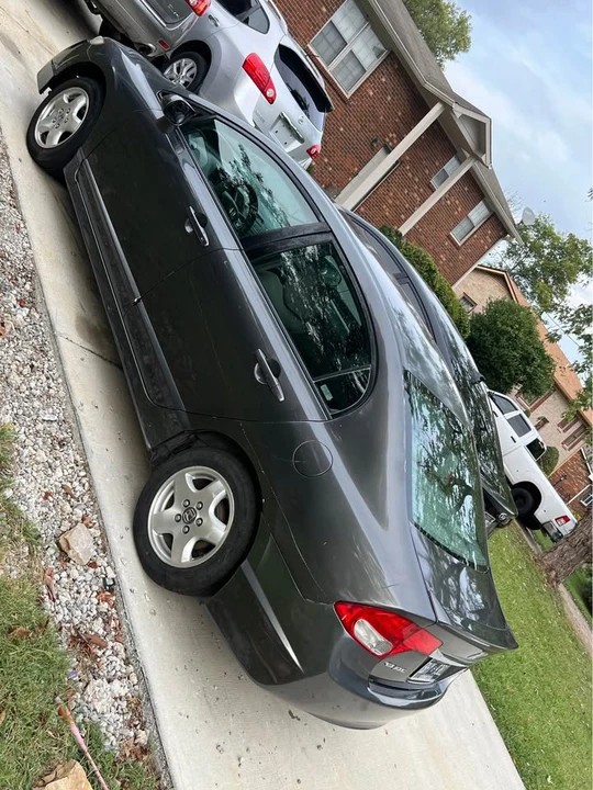 2009 Honda Civic 8th Gen - Image 6 of 12