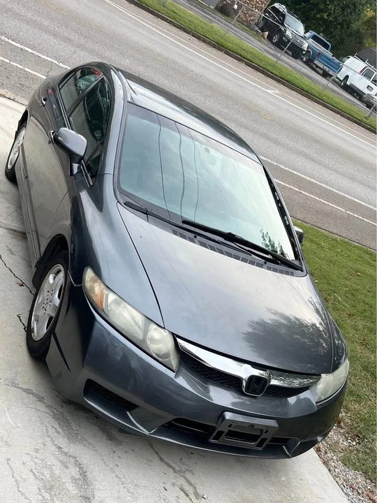 2009 Honda Civic 8th Gen - Image 9 of 12