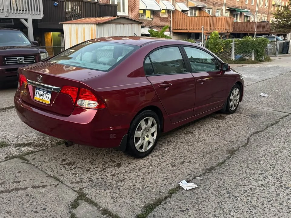 2009 Honda Civic 8th Gen - Image 5 of 8