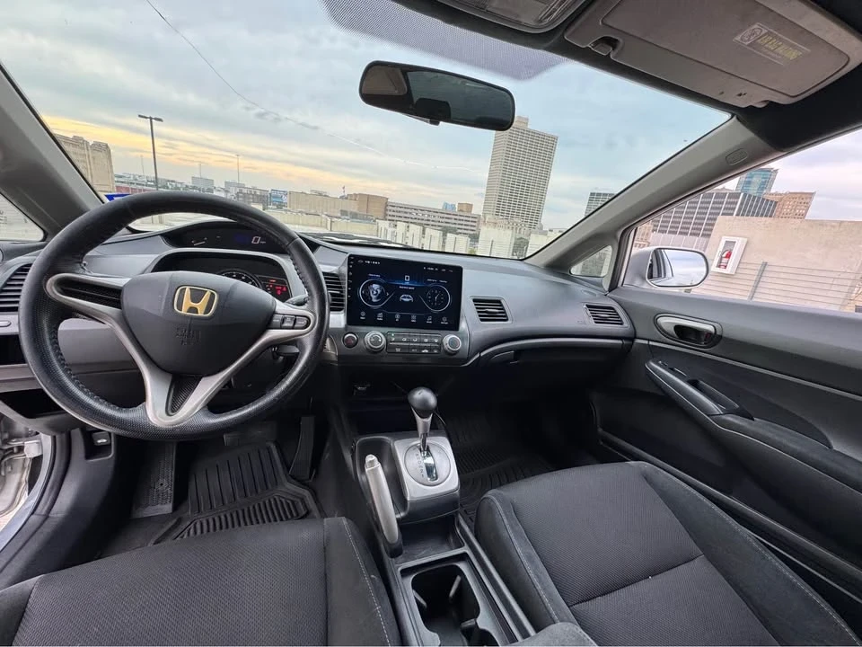 2009 Honda Civic 8th Gen - Image 5 of 13