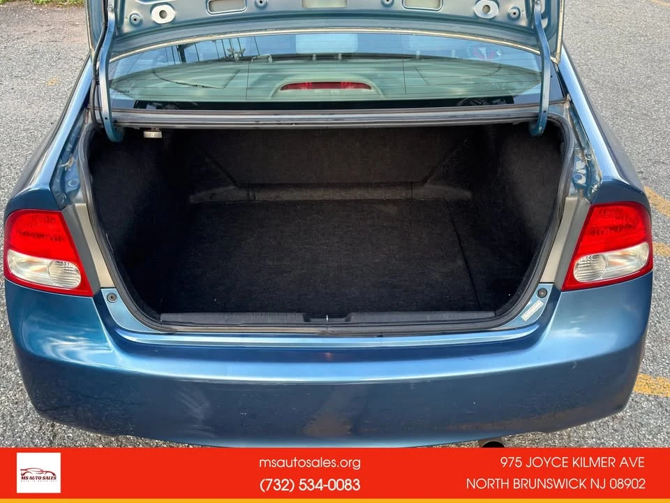 2009 Honda Civic 8th Gen - Image 9 of 16