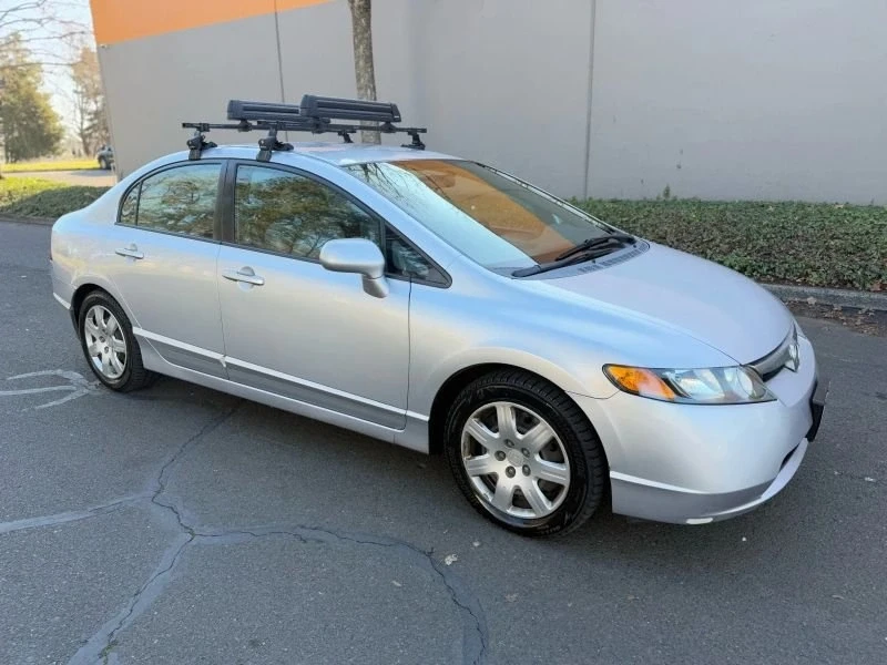 2009 Honda Civic 8th Gen - Image 2 of 16