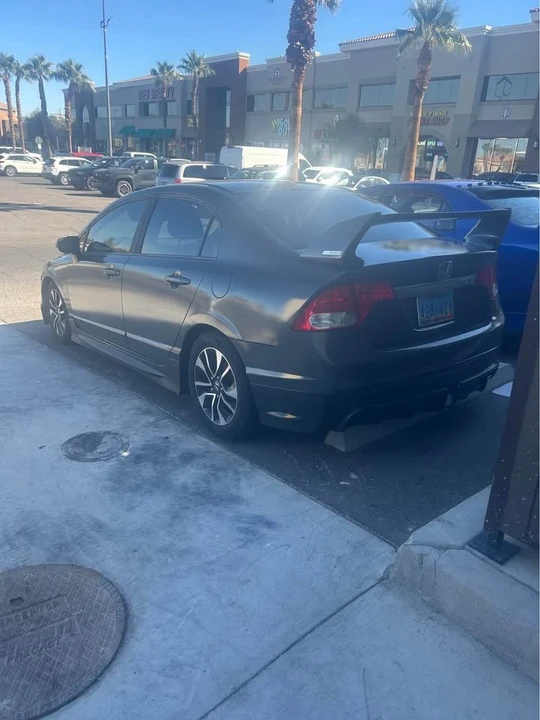 2009 Honda Civic 8th Gen - Image 4 of 9