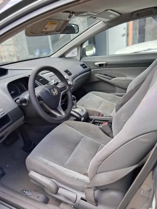 2009 Honda Civic 8th Gen - Image 4 of 8