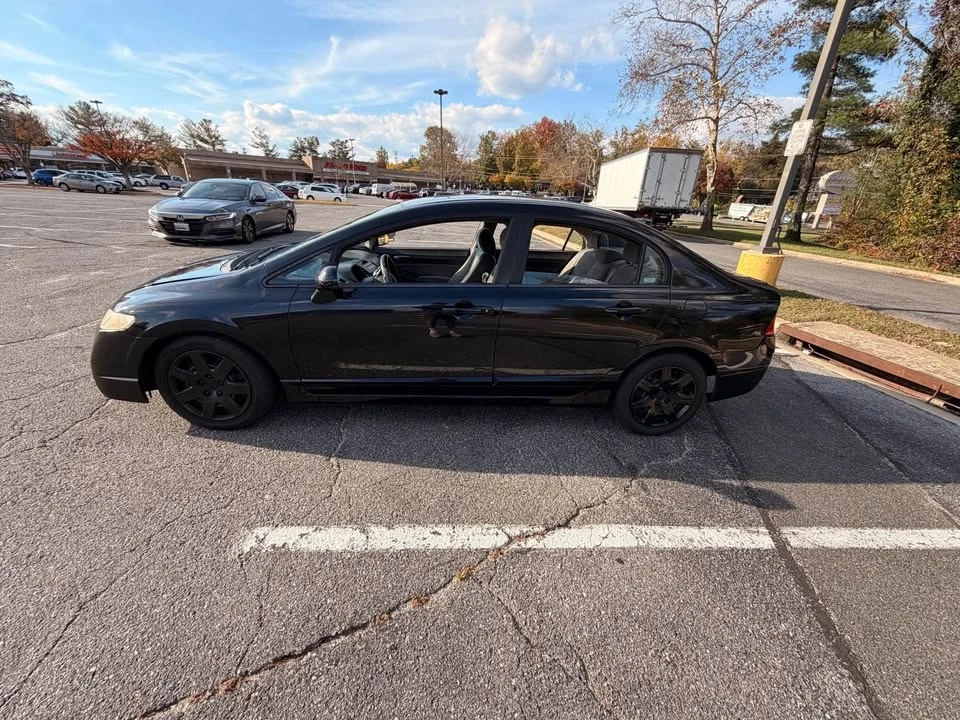 2009 Honda Civic 8th Gen - Image 6 of 11