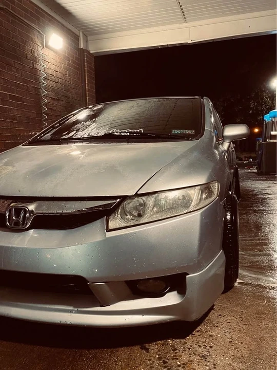 2009 Honda Civic 8th Gen - Image 8 of 18