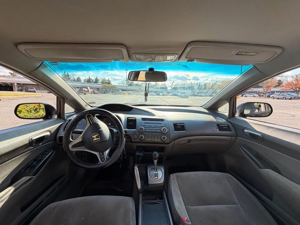 2009 Honda Civic 8th Gen - Image 2 of 11