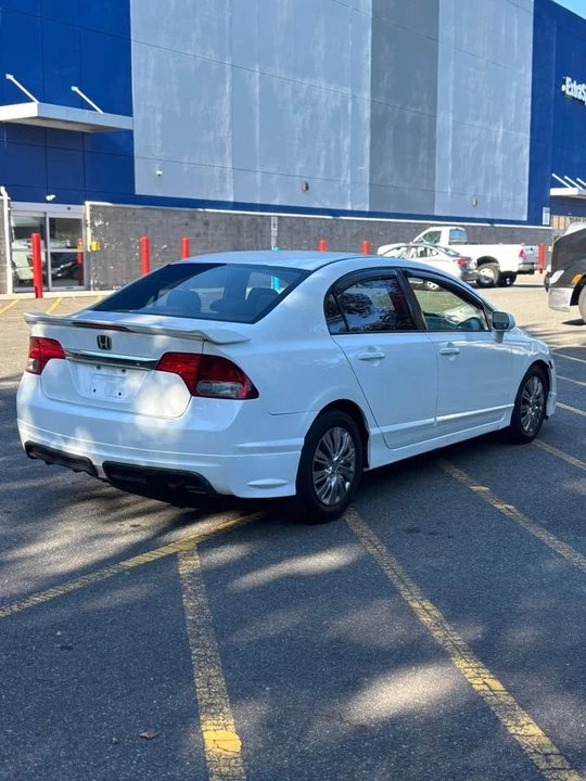 2009 Honda Civic 8th Gen - Image 4 of 9