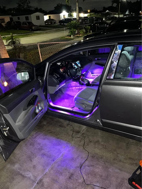 2009 Honda Civic 8th Gen - Image 2 of 10
