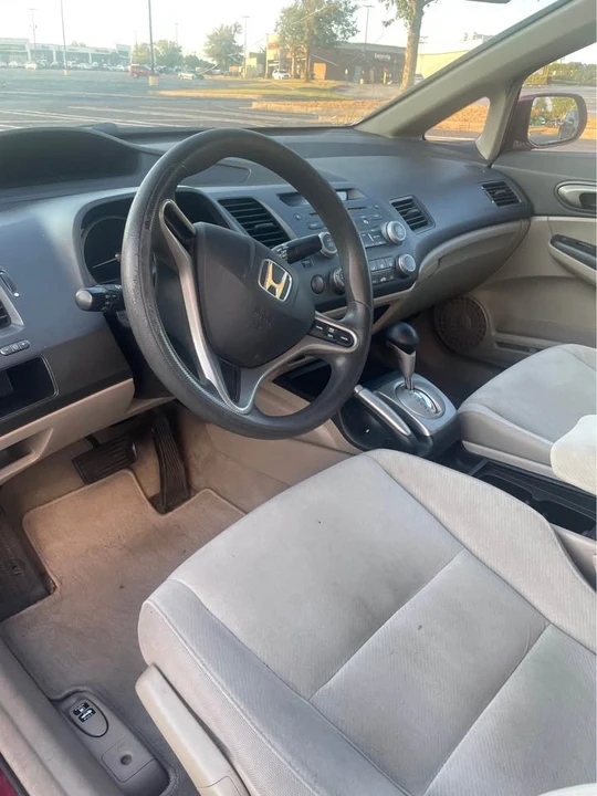 2009 Honda Civic 8th Gen - Image 9 of 13