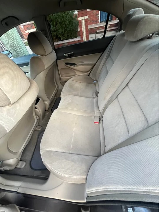 2009 Honda Civic 8th Gen - Image 4 of 5