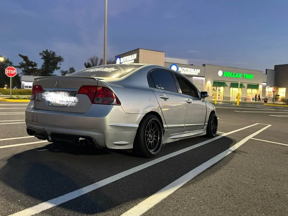 2009 Honda Civic 8th Gen - Image 13 of 18