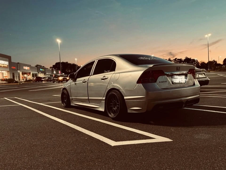 2009 Honda Civic 8th Gen - Image 12 of 18