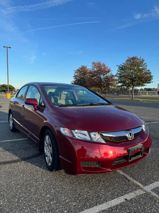2009 Honda Civic 8th Gen - Image 2 of 9