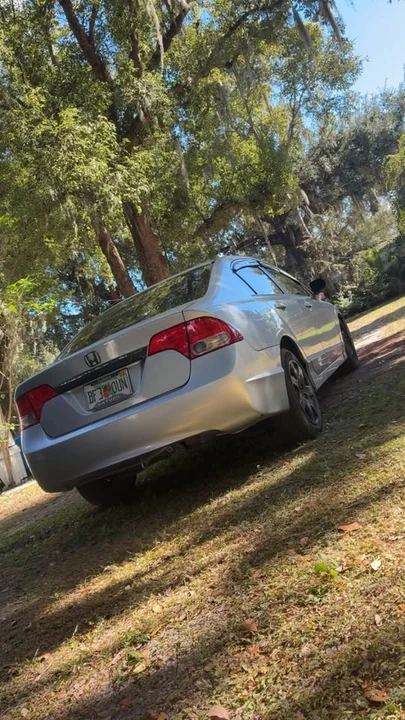 2009 Honda Civic 8th Gen - Image 3 of 9
