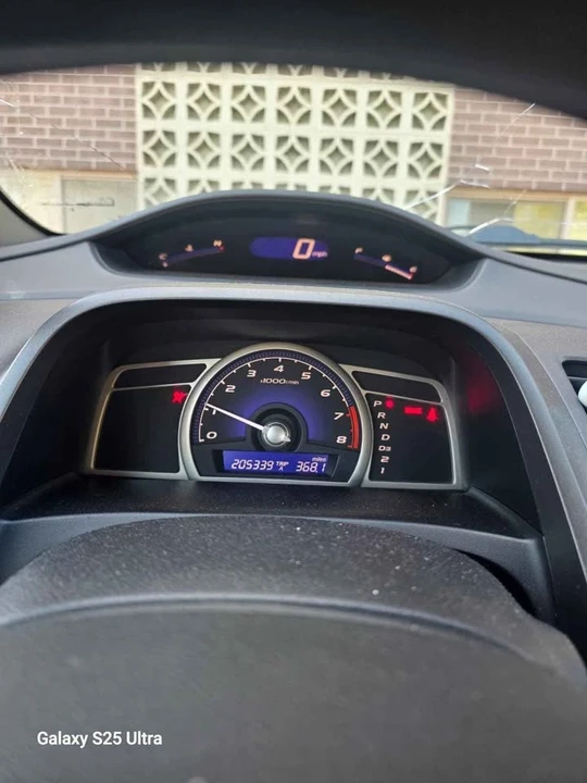 2009 Honda Civic 8th Gen - Image 8 of 10