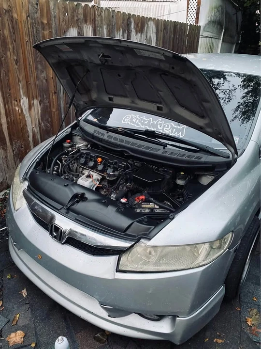 2009 Honda Civic 8th Gen - Image 15 of 18