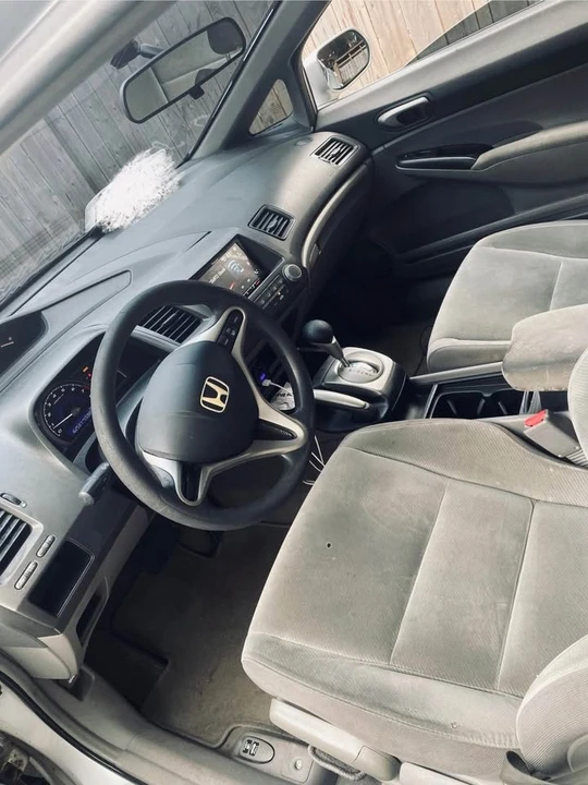 2009 Honda Civic 8th Gen - Image 16 of 18