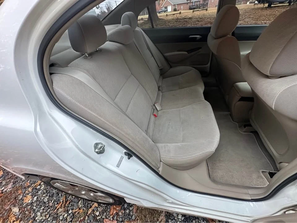 2009 Honda Civic 8th Gen - Image 12 of 14