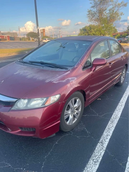 2009 Honda Civic 8th Gen - Image 2 of 13