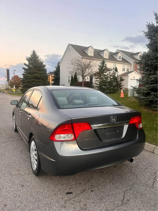 2009 Honda Civic 8th Gen - Image 6 of 13