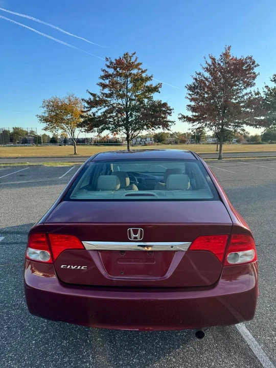 2009 Honda Civic 8th Gen - Image 6 of 9