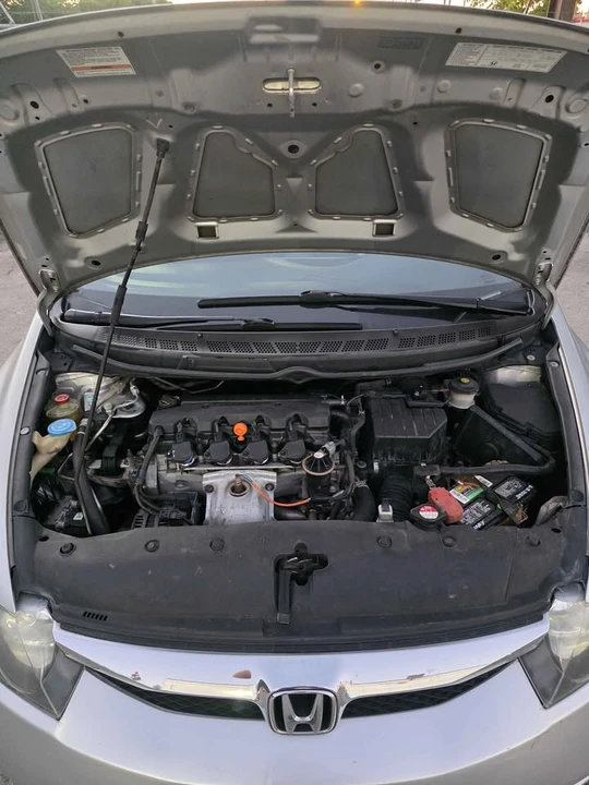 2009 Honda Civic 8th Gen - Image 5 of 6