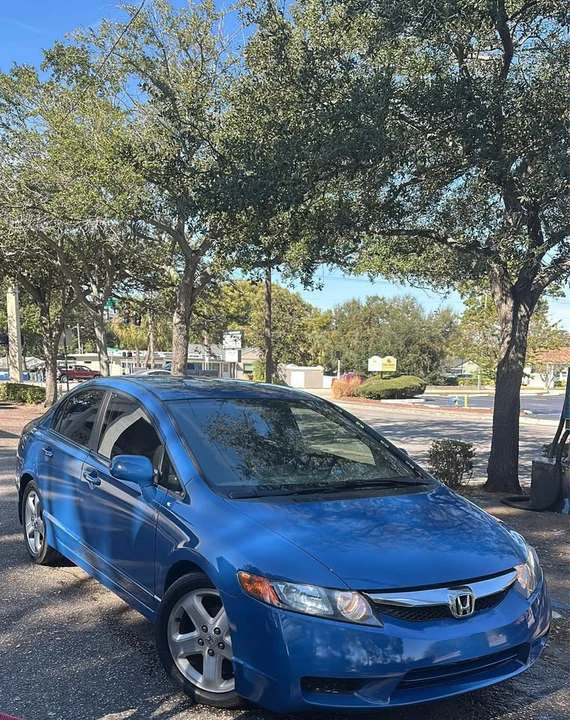 2009 Honda Civic 8th Gen - Image 4 of 15