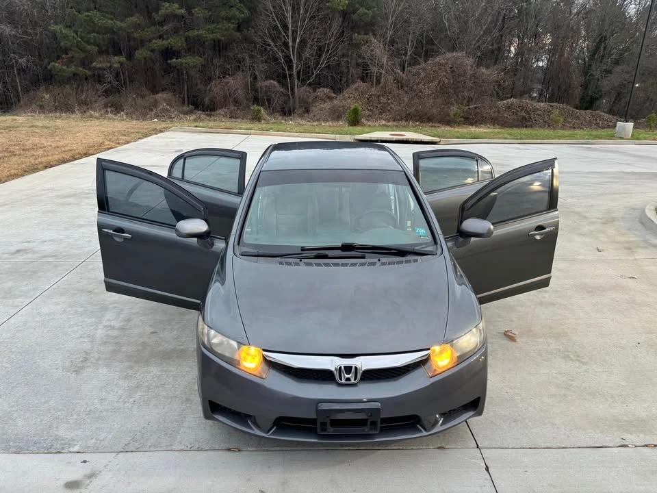 2009 Honda Civic 8th Gen - Image 15 of 19