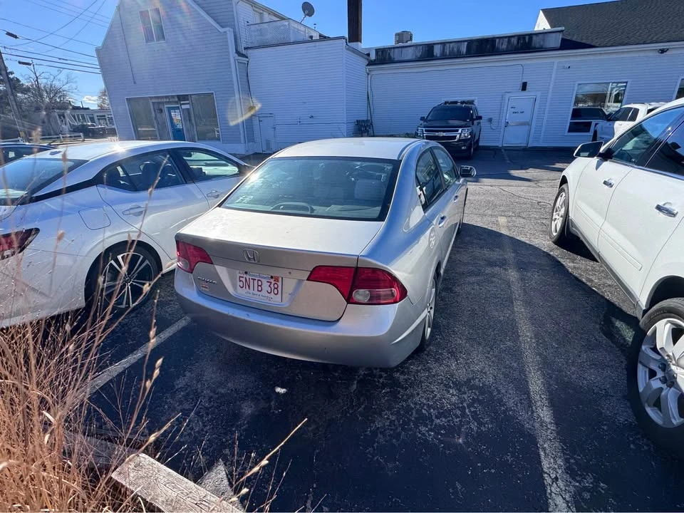 2009 Honda Civic 8th Gen - Image 3 of 8
