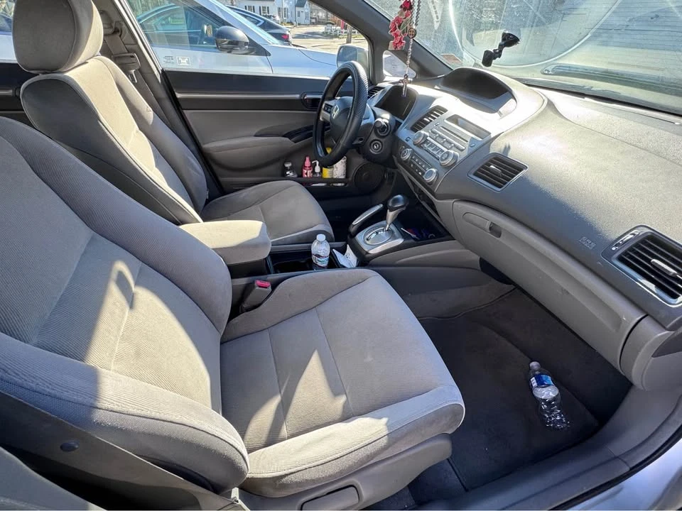 2009 Honda Civic 8th Gen - Image 5 of 8