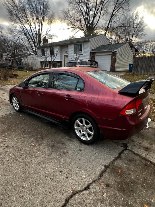 2009 Honda Civic 8th Gen - Image 6 of 11