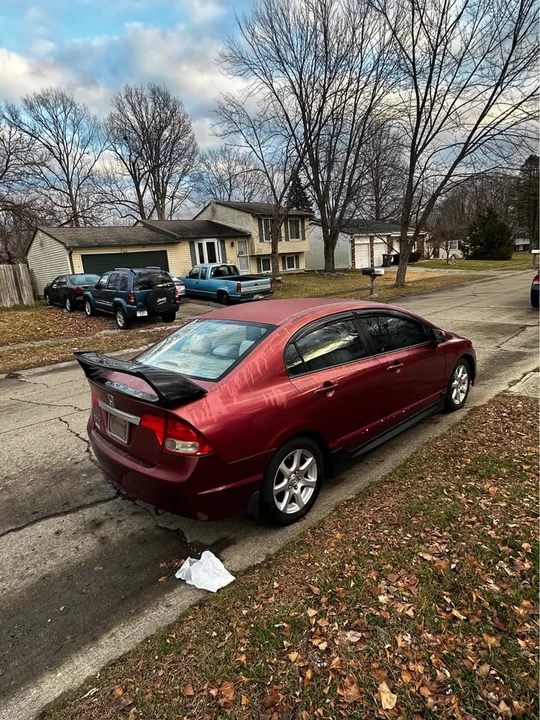 2009 Honda Civic 8th Gen - Image 4 of 11