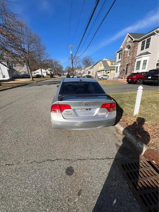 2009 Honda Civic 8th Gen - Image 8 of 10
