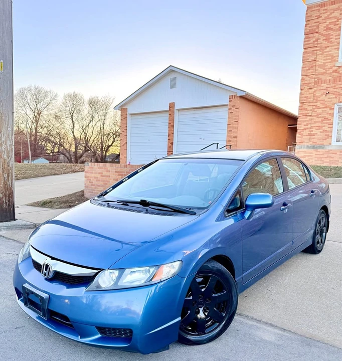 2009 Honda Civic 8th Gen - Image 15 of 20