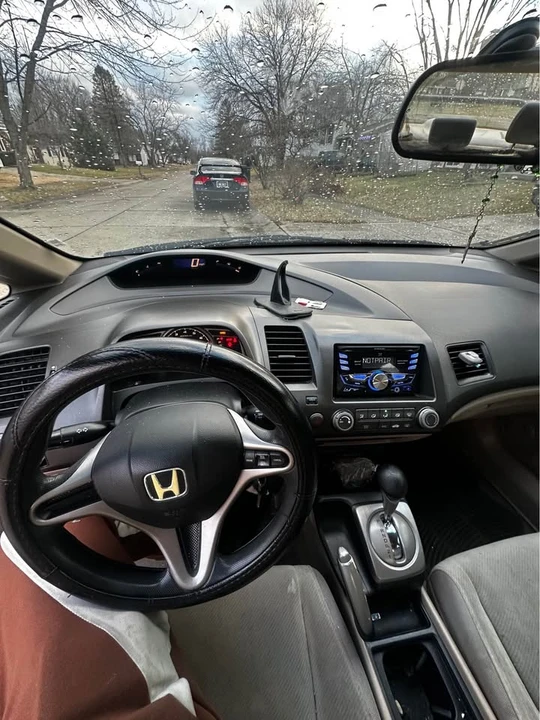 2009 Honda Civic 8th Gen - Image 10 of 11