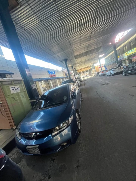 2009 Honda Civic 8th Gen - Image 3 of 19