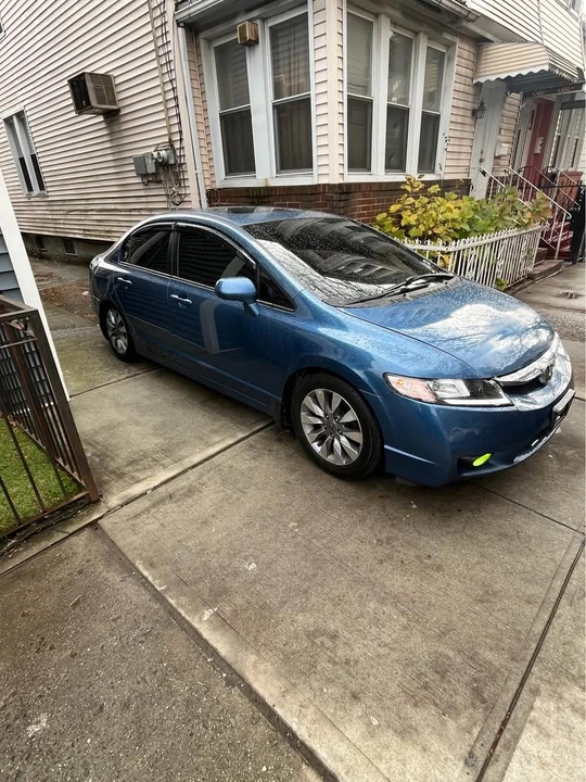 2009 Honda Civic 8th Gen - Image 15 of 19