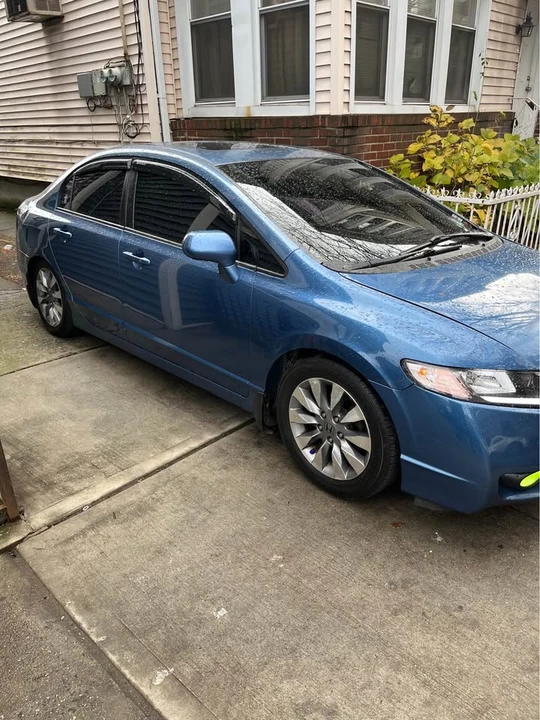 2009 Honda Civic 8th Gen - Image 12 of 19