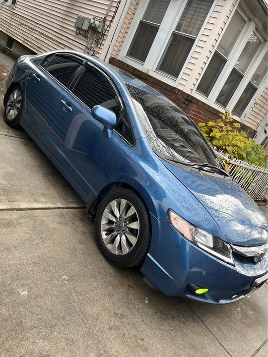 2009 Honda Civic 8th Gen - Image 11 of 19