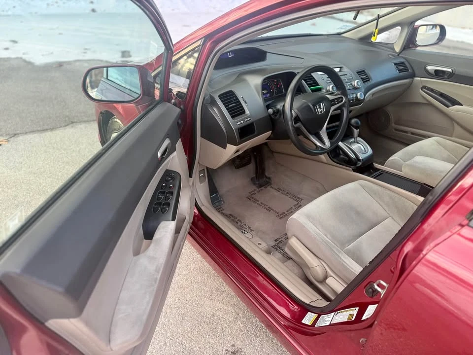 2009 Honda Civic 8th Gen - Image 7 of 13