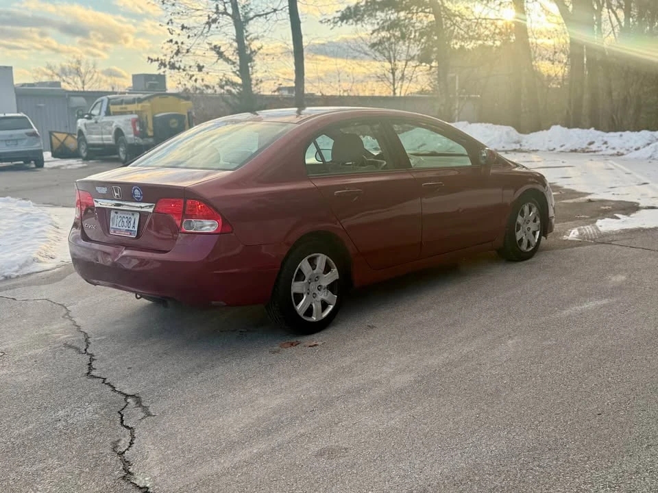 2009 Honda Civic 8th Gen - Image 3 of 13